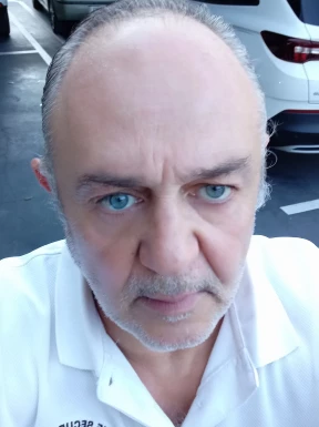 Spanish men looking for love