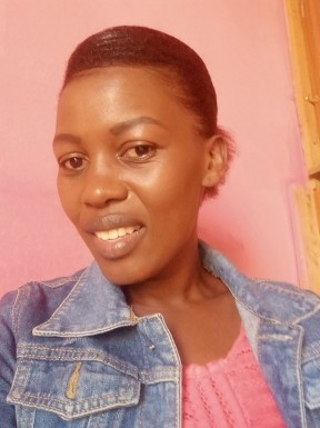 <span>Ruth, 37</span>&nbsp;<span style='width: 25px; height: 16px; float: right; background-image: url(/bitmaps/flags_small/KE.PNG)'>&nbsp;</span><br><span>Nairobi, Kenia</span>&nbsp;<input type='button' class='joinbtn' style='float: right' value='JOIN NOW' />