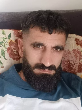 French men looking for love