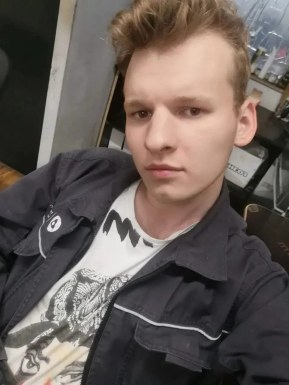 <span>Yura, 30</span>&nbsp;<span style='width: 25px; height: 16px; float: right; background-image: url(/bitmaps/flags_small/KE.PNG)'>&nbsp;</span><br><span>Cape Town, Kenya</span>&nbsp;<input type='button' class='joinbtn' style='float: right' value='JOIN NOW' />