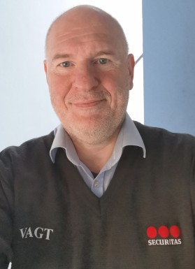 Foreign men for dating