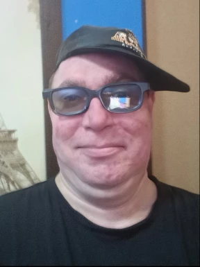 Russian men looking for love