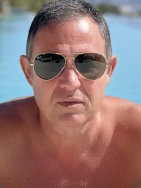 Foreign men for dating