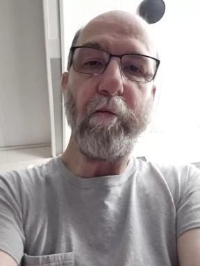 American men looking for love