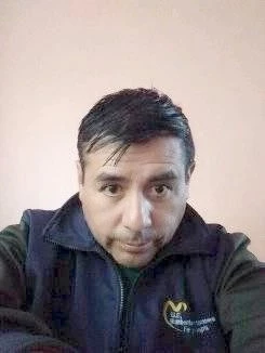 <span>Enrique, 60</span>&nbsp;<span style='width: 25px; height: 16px; float: right; background-image: url(/bitmaps/flags_small/BO.PNG)'>&nbsp;</span><br><span>La Paz, Bolivia</span>&nbsp;<input type='button' class='joinbtn' style='float: right' value='JOIN NOW' />