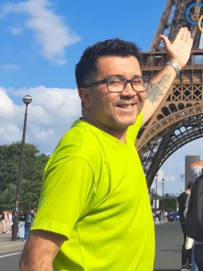 Spanish men looking for love