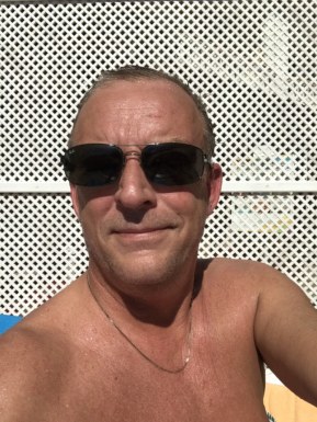 Foreign men for dating