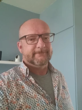 Foreign men for dating