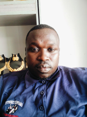<span>Fernando, 35</span>&nbsp;<span style='width: 25px; height: 16px; float: right; background-image: url(/bitmaps/flags_small/GM.PNG)'>&nbsp;</span><br><span>Banjul, Gambia</span>&nbsp;<input type='button' class='joinbtn' style='float: right' value='JOIN NOW' />