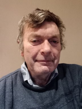 <span>Michael, 59</span>&nbsp;<span style='width: 25px; height: 16px; float: right; background-image: url(/bitmaps/flags_small/UK.PNG)'>&nbsp;</span><br><span>London, United Kingdom</span>&nbsp;<input type='button' class='joinbtn' style='float: right' value='JOIN NOW' />