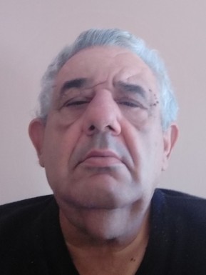 Spanish men looking for love