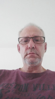 <span>Michael, 62</span>&nbsp;<span style='width: 25px; height: 16px; float: right; background-image: url(/bitmaps/flags_small/CH.PNG)'>&nbsp;</span><br><span>Domatems, Suiza</span>&nbsp;<input type='button' class='joinbtn' style='float: right' value='JOIN NOW' />