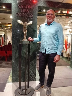 Foreign men for dating