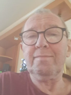 French men looking for love