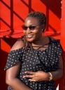 Sharon, 33&nbsp;anni